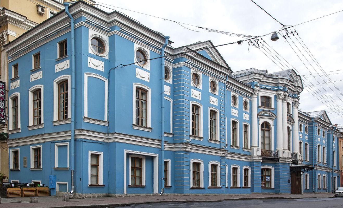 Приглашаем жителей округа на пешеходную экскурсию в особняк И.И.Шувалова, он же Музей гигиены.