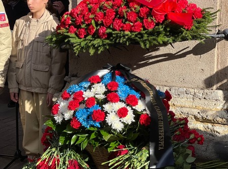 В Дворцовом почтили память жертв блокады Ленинграда
